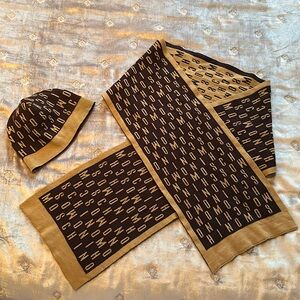 Moschino hat & scarf (beige & brown) Material - wool/cotton blend